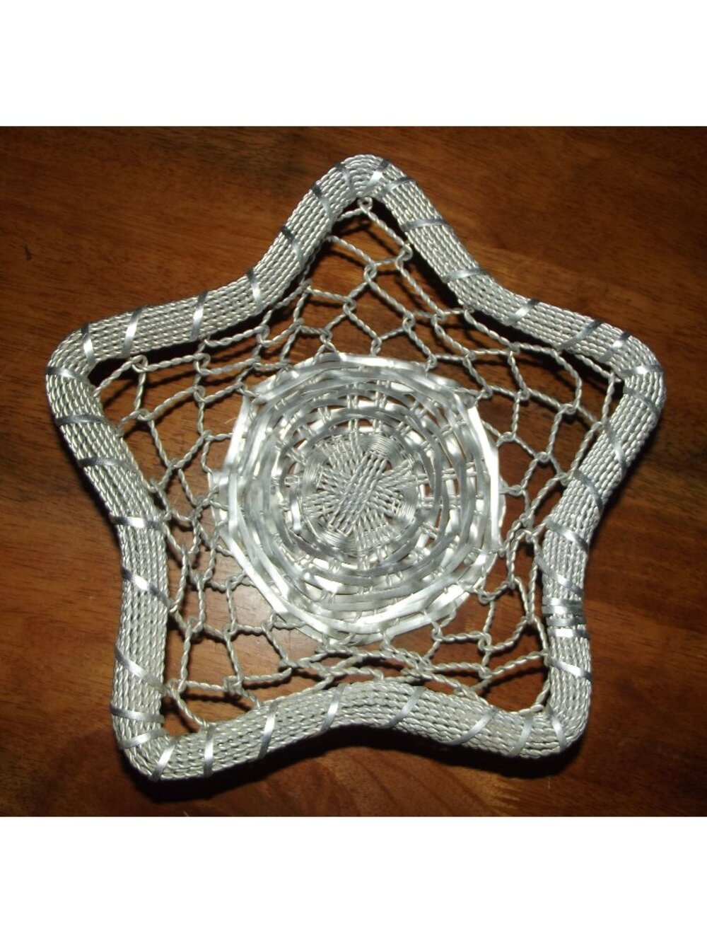 Star Shaped Wire Basket Metal Silver Tone Woven Chain Link Holiday starfish